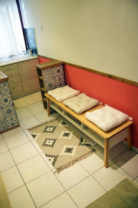 Blue & Red Apartment Афины Экстерьер фото